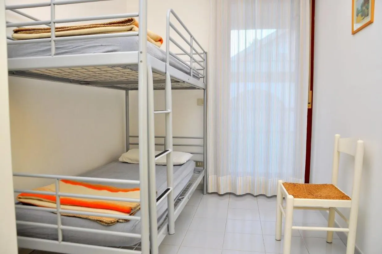 Condominio Tucano Bibione Lägenhet