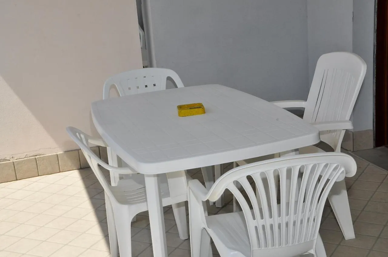 Condominio Tucano Bibione Lägenhet